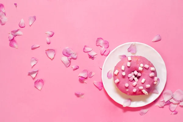 Sweet Tasty Donut Icing Sugar Pink Background Place Text — Stock Photo, Image