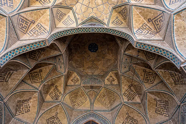 Деталь Кольорової Мозаїки Текстурованої Стелі Мечеті Шах Ісфахані Іран — стокове фото