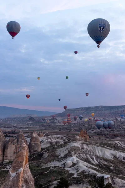 Февраля 2018 Года Полет Воздушных Шаров Над Долиной Каппадокии Goreme — стоковое фото