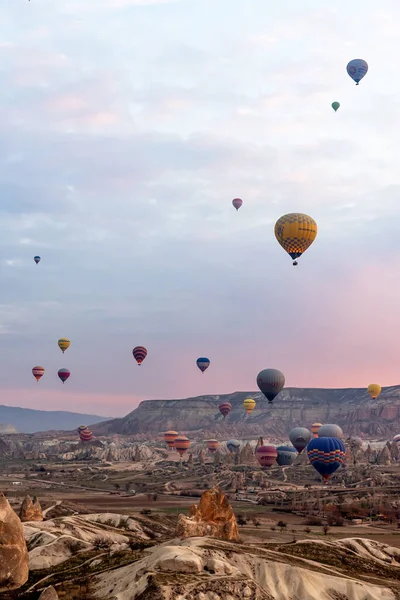 Lutego 2018 Lot Balonów Nad Doliną Kapadocji Goreme Kapadocja Turcja — Zdjęcie stockowe