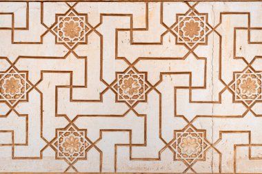 Alhambra, Granada, İspanya duvarında antik Arap süslemeleri