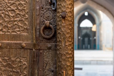 Yazd, İran 'daki bir caminin giriş kapısı