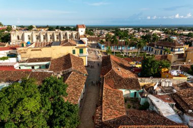 24 Ağustos 2019: St. Francis Assisi manastırının kulesinden Trinidad 'a bakıyor. Trinidad, Küba