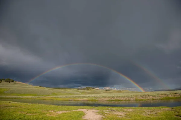 Dolina Hayden Yellowstone — Zdjęcie stockowe