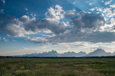 Grand Teton Ulusal Parkı 'nın muhteşem manzarası