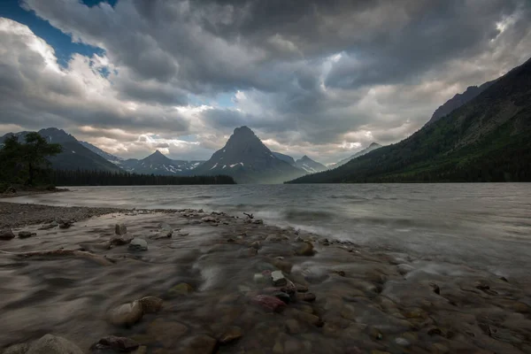 Bellissimo Paesaggio Montano Del Parco Nazionale Dei Ghiacciai Canada — Foto Stock