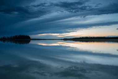 Elk Adası Günbatımı, Alberta