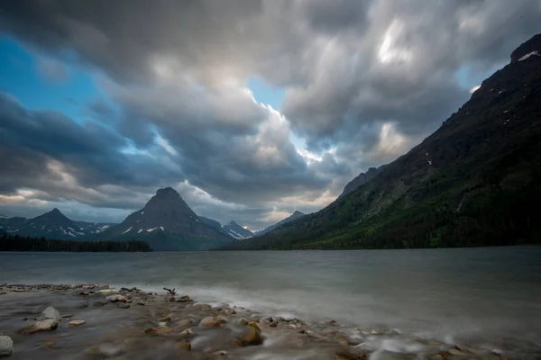 Bellissimo Paesaggio Montano Del Parco Nazionale Dei Ghiacciai Canada — Foto Stock
