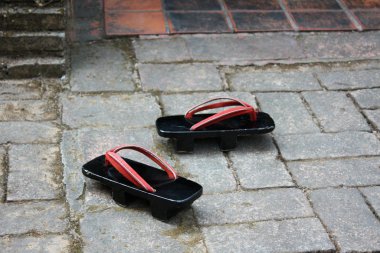 Geleneksel Japon ayakkabıları-Geta. Japonya, Tokyo