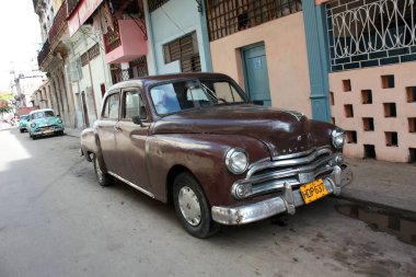 Eski Amerikan kahverengi araba. Küba, Havana şehri