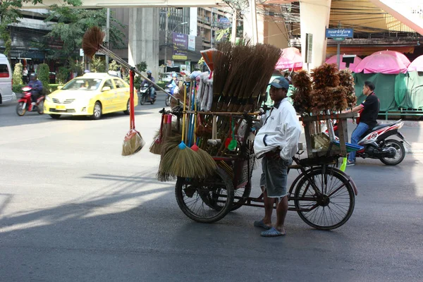 Tayland, Bangkok. Kar fırtınası satıcısı