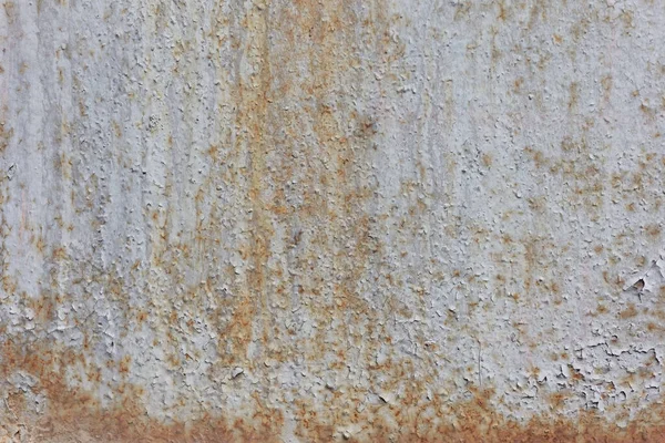 壁の表面に古い割れた塗料割れた白い塗料の古い錆びた質感 — ストック写真