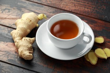 Ginger Tea, sağlıklı diyet içecekler sıcak. ahşap rustik arka plan