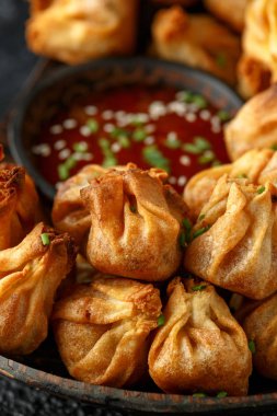 Çin paket parmak gıda Sebze wontons tatlı biber daldırma sos ile