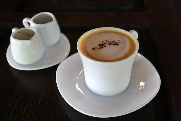 Xícara Café Cappuccino Quente Mesa Madeira — Fotografia de Stock