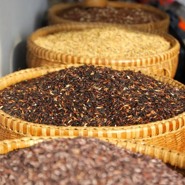 sepette pişmemiş pirinç berry