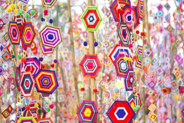 arka plan olarak renkli Tung bayrağı, Isan Kalasin Tay Tung bayrağı