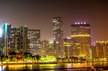 Guangzhou, Çin 'in güzel gece manzarası