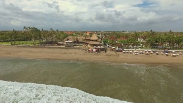 Playa de Berawa vista aérea — Vídeos de Stock