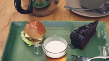 Tabakta tatlılar ve atıştırmalıklar