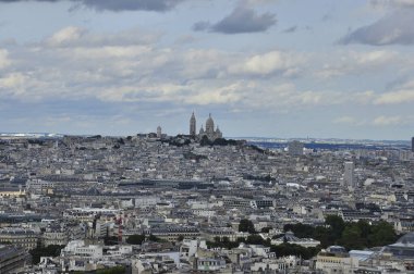 Sacre Coeur Bazilikası. Şehir manzarası Paris.