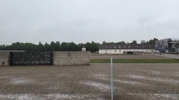 Dachau, het eerste concentratiekamp in Duitsland tijdens de Tweede Wereldoorlog — Stockvideo