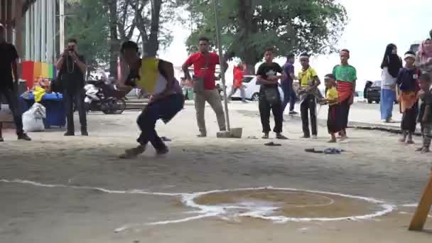 Terengganu Malaysia Julho 2019 Cultura Asiática Top Spinning Gasing Jogo — Vídeo de Stock