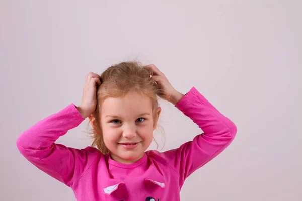 Surpreso Surpreendido Criança Menina Mãos Segurando Cabeça Isolada — Fotografia de Stock