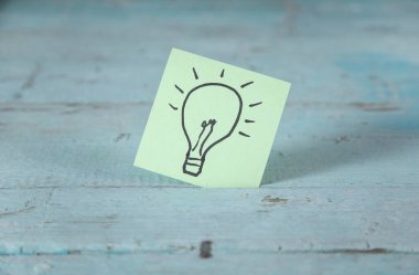 Kağıda bir ampul çizmek 