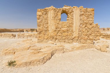 Masada Judean desert, Israel Doğu kenarındaki eski bir kale Harabeleri.