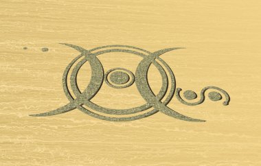 Tahıl tarlasında ilginç ekin çemberleri