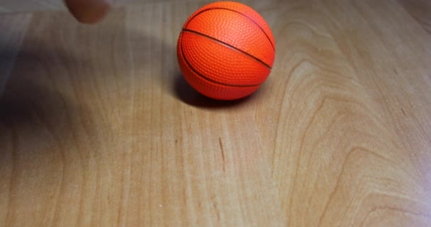 Baloncesto Naranja Mueve Campo — Vídeos de Stock