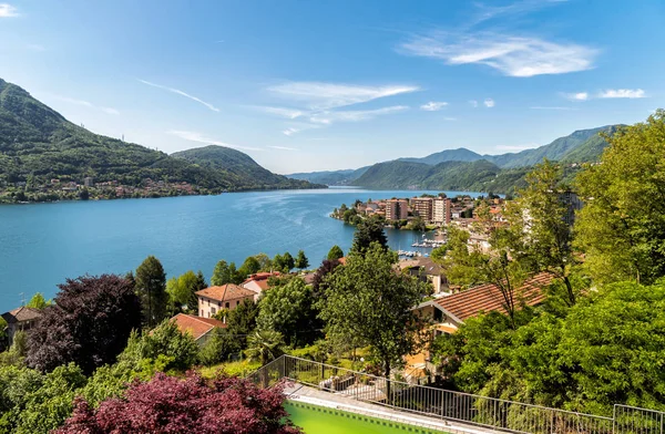 Paisaje Del Lago Orta Desde Arriba Omegna Situado Provincia Verbano — Foto de Stock