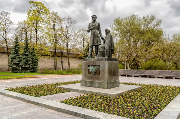 Monumento Poeta Russo Alexander Pushkin Sua Tata Arina Rodionovna Nel — Foto Stock