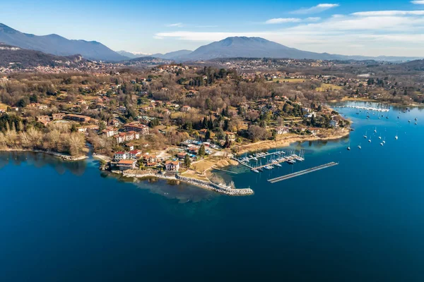 Vista Aérea Del Lago Maggiore Con Vistas Puerto Sasso Moro — Foto de Stock