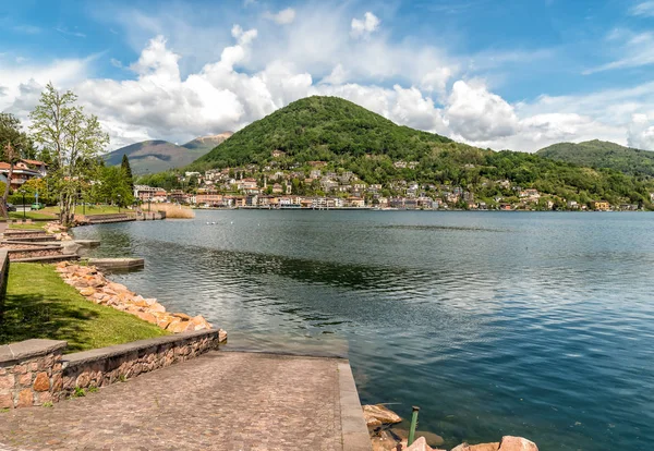 Paseo Peatonal Por Lago Lugano Lavena Ponte Tresa Provincia Varese — Foto de Stock