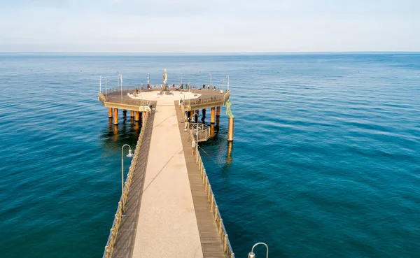 イタリア トスカーナ州ヴェルシリアのマリーナ ピエトラサンタ ビーチの桟橋 — ストック写真