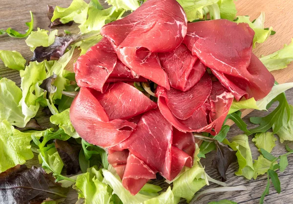 Bresaola Cured Beef Thinly Sliced Salad Leaves — Stock Photo, Image