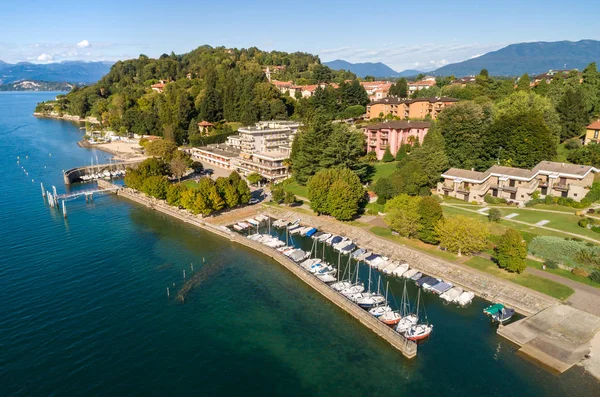 Vista Aérea Del Muelle Ispra Una Pequeña Ciudad Costa Del — Foto de Stock