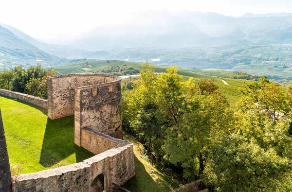 Utsikt Över Castel Thun Gotisk Medeltida Kulle Slott Vigo Ton — Stockfoto