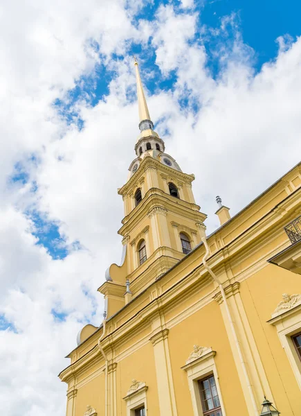 View Peter Paul Cathedral Peter Paul Fortress Saint Petersburg Russia — Stock Photo, Image