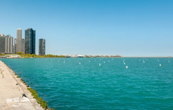 Vista Del Lago Michigan Desde Los Jardines Del Grand Park —  Fotos de Stock