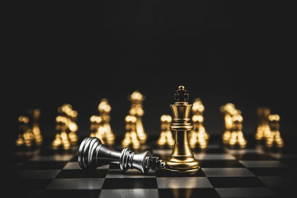 Golden Chess Team Standing Chess Board Concept Business Strategic Plan — Stock Photo, Image