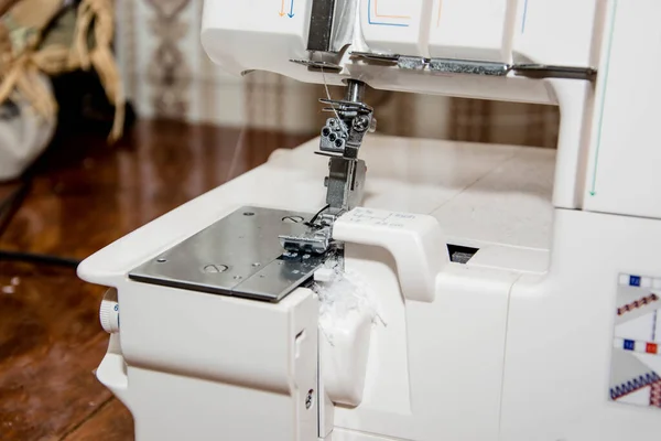 Close Overlock Machine Sewing Machine Textile Industry — Stock Photo, Image