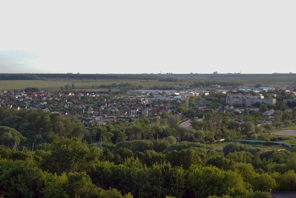 Pohled Okna Výhled Město Létě Zelené Město — Stock fotografie