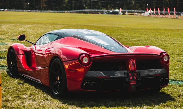 Farmington Polo Sahası Farmington Usa Ağustos 2020 Kırmızı Ferrari Yarış — Stok fotoğraf