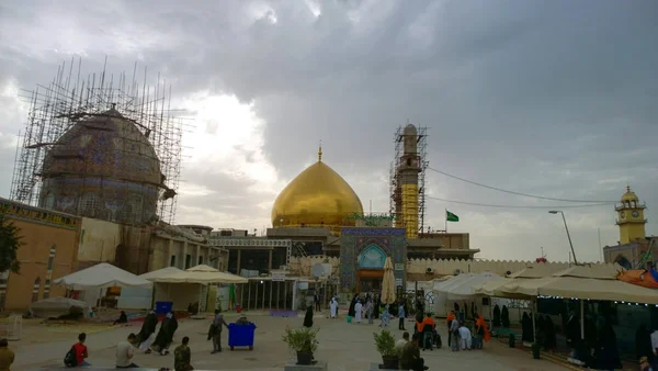 Askarian Imam Olan Tapınak Bir Resmini Bir Şii Toplumunun Türbelerin — Stok fotoğraf