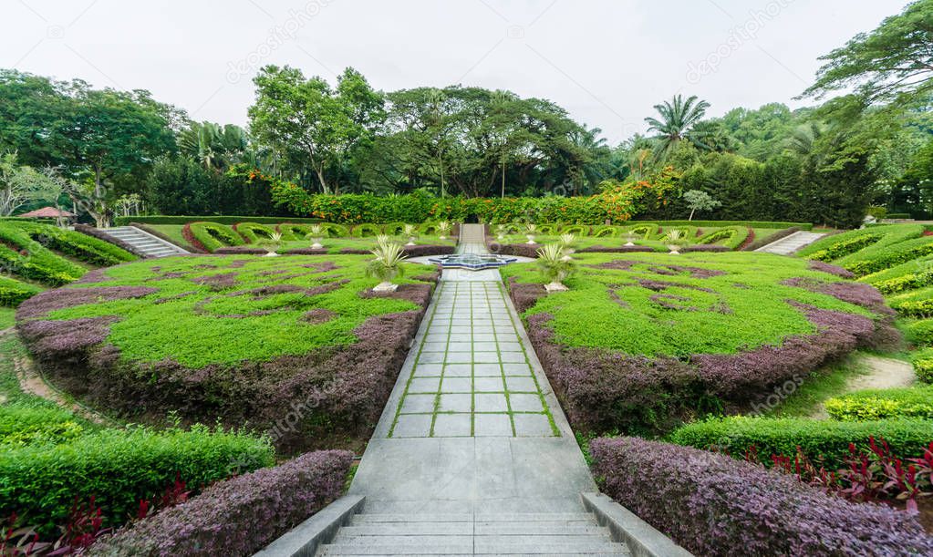Lake Gardens also known as Kuala Lumpur Perdana Botanical Gardens, it is Kuala Lumpur's first large-scale recreational park.