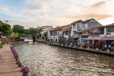 Malacca, Malaysia - Temmuz 15,2017: Malacca nehir manzara. Malacca 7 Temmuz 2008 tarihinden beri Unesco Dünya Miras Alanı listelenen.