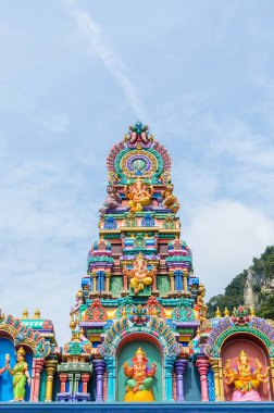 Close-up Batu mağaraları tapınağında Kuala Lumpur Malezya renkli heykelleri.